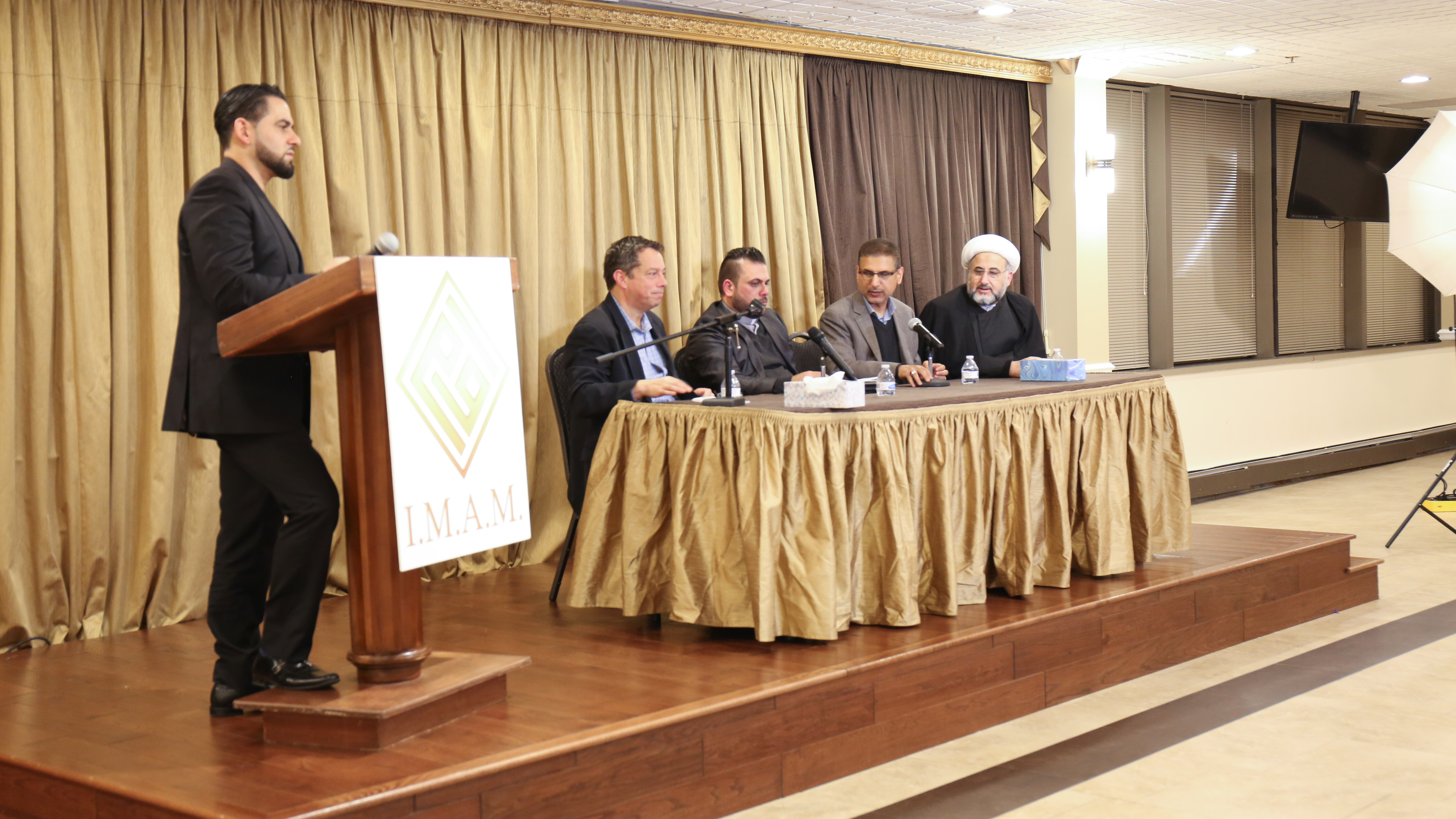 I.M.A.M. holds panel discussion on “Judeo-Christian Relationships with Early Muslims”